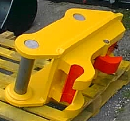 Nut & Bolt Quick Hitch